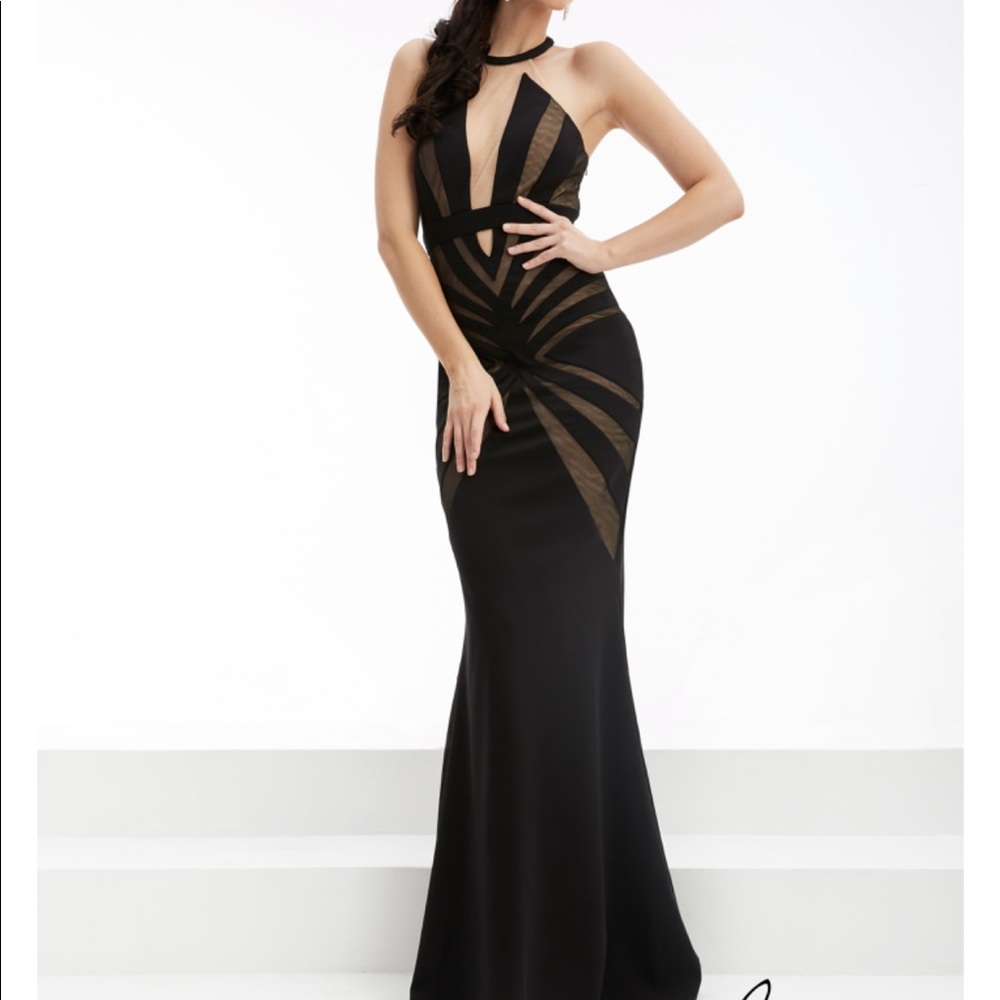 Beautiful black gown by Jaszy Couture